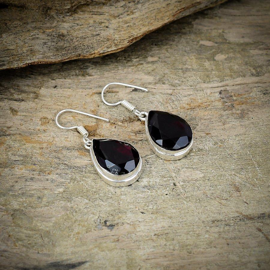 

Mozambique Garnet Gemstone 925 Sterling Silver Jewelry Earring 1.50 M-240