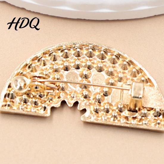 Women Alloy Badge 1/2Pcs Rhinestone Watermelon Slice Brooch Sparkling Fruit Lapel Pin Sweater Summer Pin Cardigan Coat Suits Accessories,