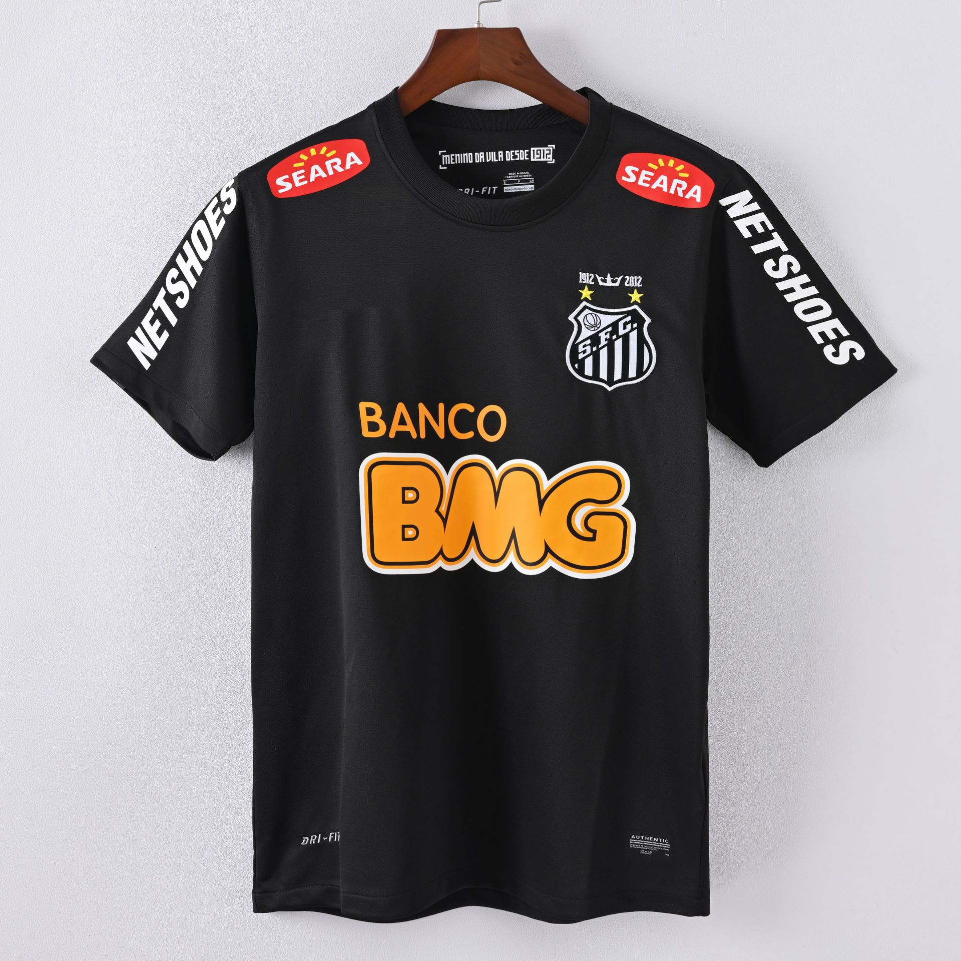 232425 Santos mājas un izbraukuma fanu