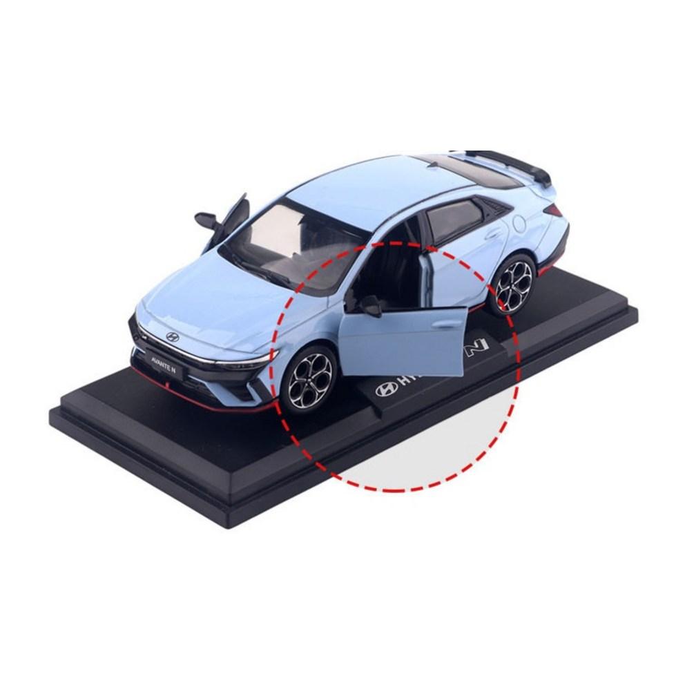 1:38 Hyundai Avante N PE Model Samochodu Die-cast z Zestawem Stojaka