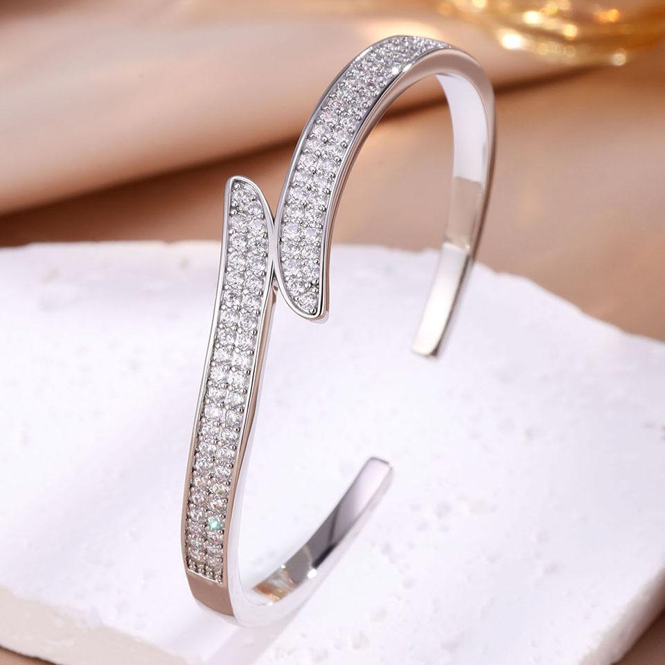 

ZAKOL New Shiny Zircon 18K Gold Plated Open Bracelet for Women Elegant Gorgeous Bulingbuling Wedding Party Zircon