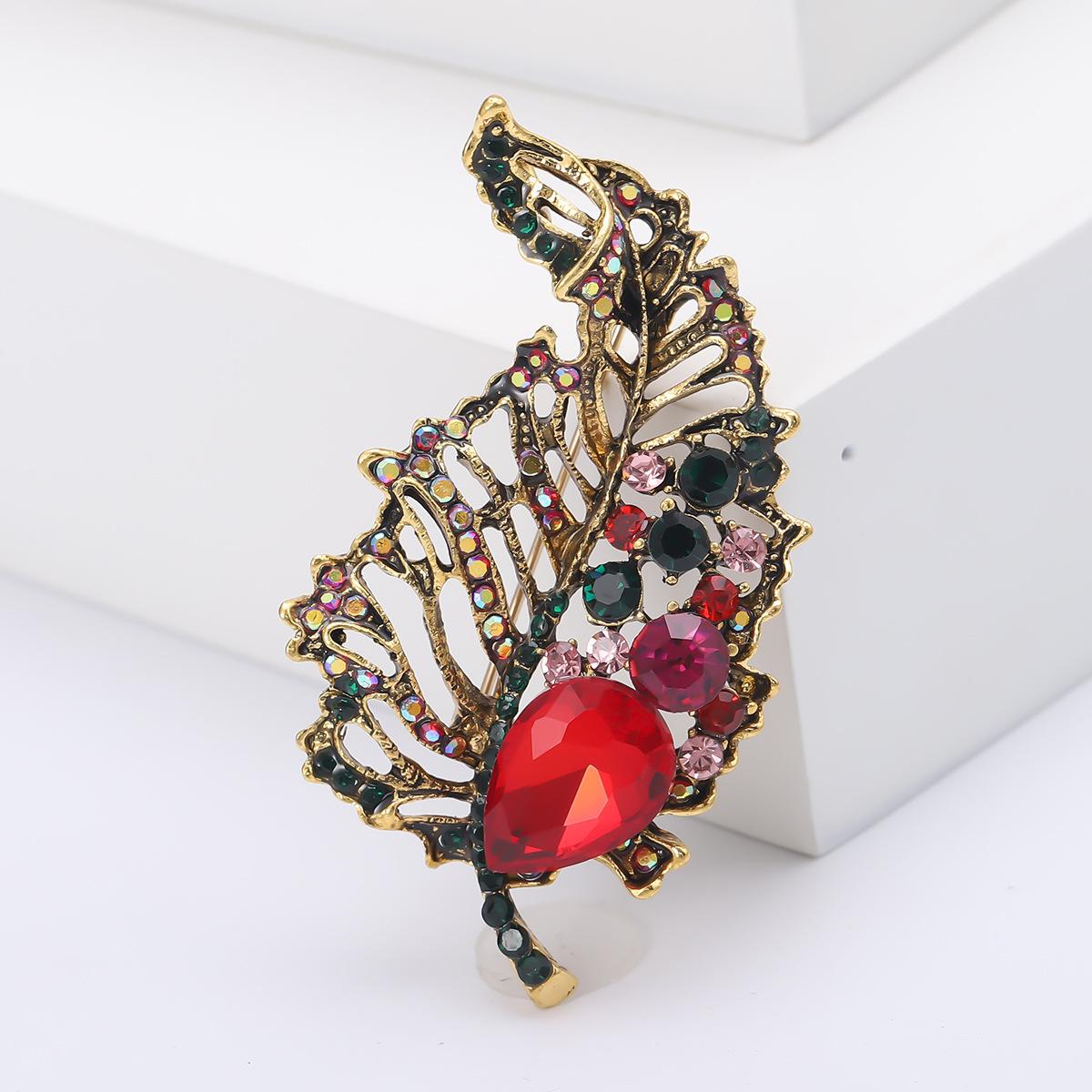 Листовидная полая брошь, костюм с булавкой, ретро-сплавная брошь с бриллиантами