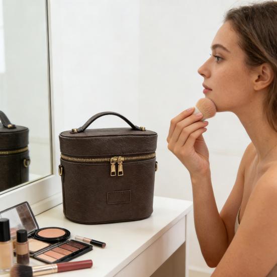 Travel Cosmetic Case Women Makeup Organizer with Removable Divider Waterproof Makeup Case Toiletry Bag for Vanity Vacation