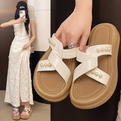 2025 Summer New Pearl High-end Soft-soled Slippers for Women To Wear, Step On Shit, Thick Bottom To Increase the Popularity of One-word Drag