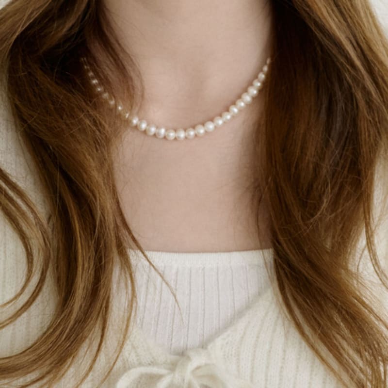 NUOY Classic Freshwater Pearl Necklace