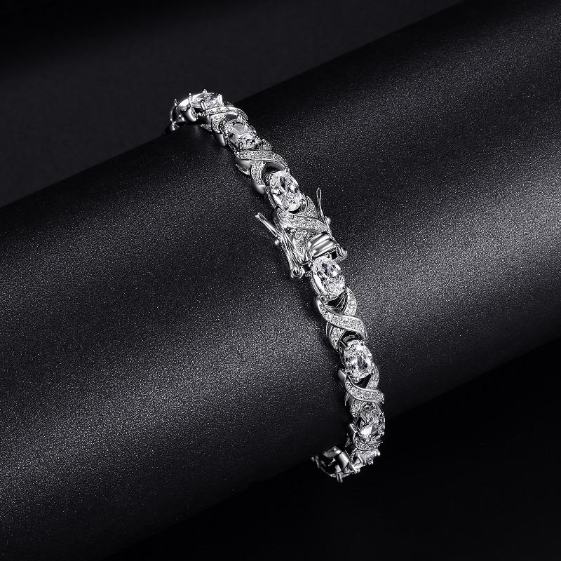 Four-prong setting zircon tennis bracelet - egg-shaped hand jewelry, fashion design