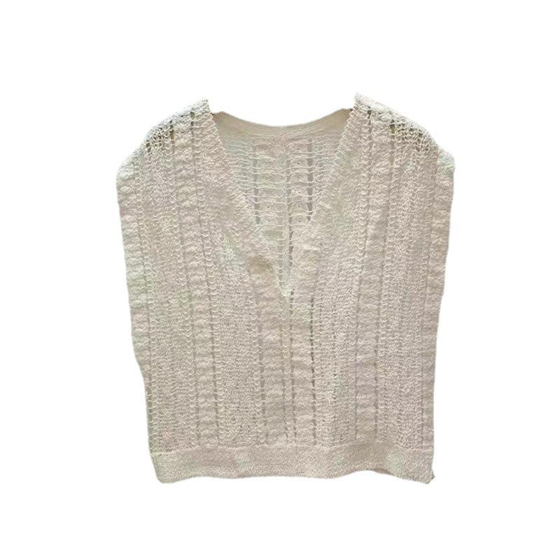 Fashion Simple V-neck Hollow Crochet Loose Versatile Undershirt Summer Tops Female Casual Summer Essential Comfort and Style Slim Fit Pullovers Tees