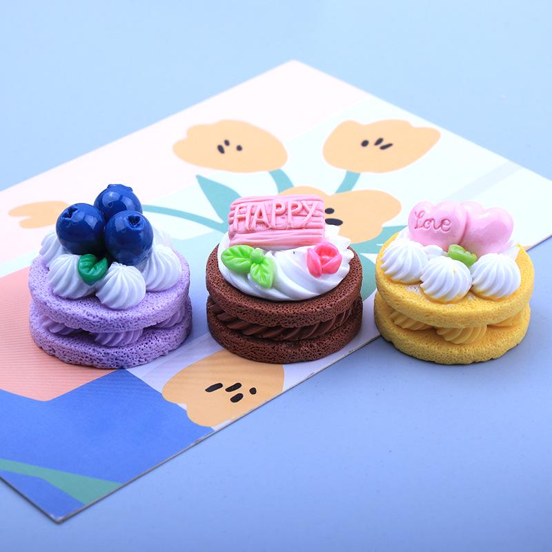 3D Strawberry Cake Keychain with DIY Cream Glue