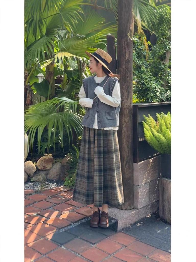 2025 New High-Waist A-Line Wool Plaid Skirt for Autumn/Winter