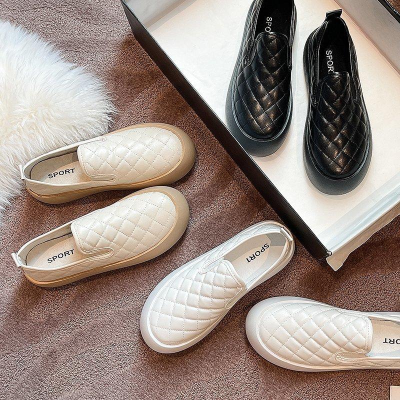 One-pedal little white shoes women's 2025 summer new popular flat-bottomed lazy loafers casual versatile sports shoes
