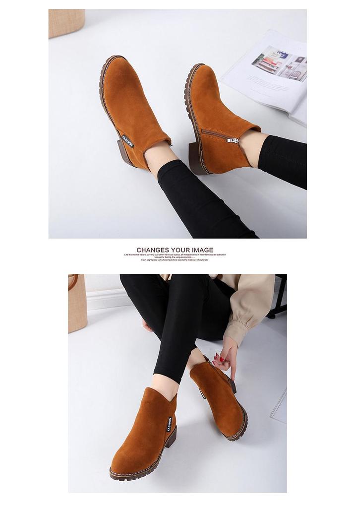 Women's Autumn/Winter Velvet Martin Boots - British Style, Retro Chic, Versatile Short Boots for Students and Riders.