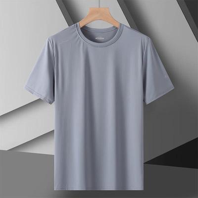 T-Shirts & Muskelshirts – T-Shirts