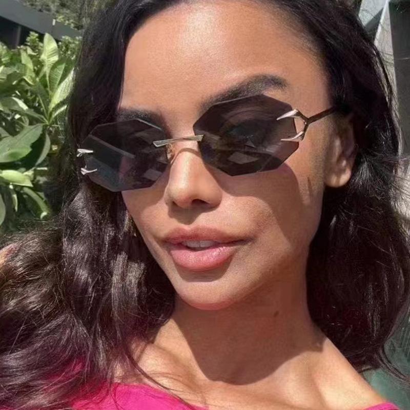 New Women Sunglasses Fun Octagonal Trend Personalized Shades Fashion Retro Frameless Versatile Sunshade Sun Glasses