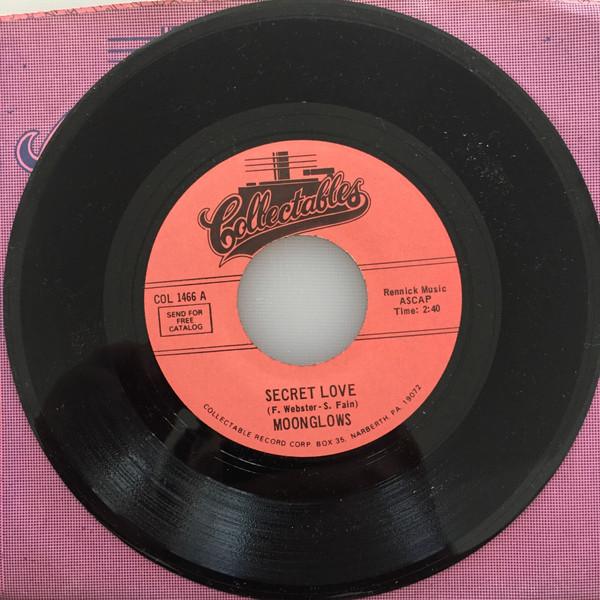 

7inch Record MOONGLOWS - Secret Love / Golden Teardrops COL1466 Collectables US Rock Used