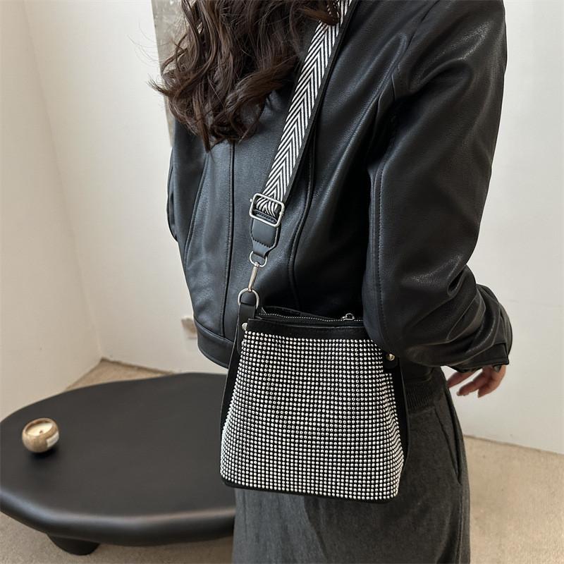 Elegant And Unique Bucket Bag Chic Design With Rhinestones For Fashion Forward Individuals In Black