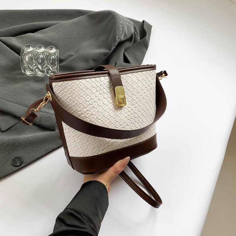 Stylish Minimalist Woven Pattern Bucket Bag For Women In Chic Black Green Brown And Khaki Colors