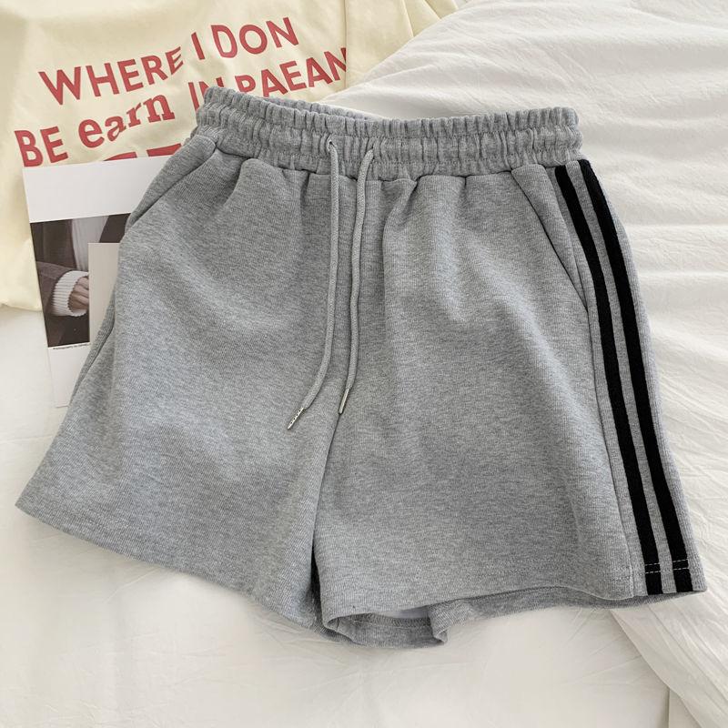 

Side Stripe Sporty Shorts Women Vintage Loose Casual Minimalist High Waist Fashion All Match Summer Thin Jogging Korean Version M серый