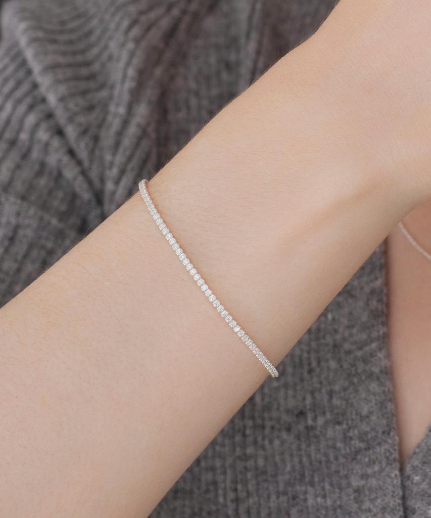 Dmoment (925 Silver) Luxe Silver Bracelet