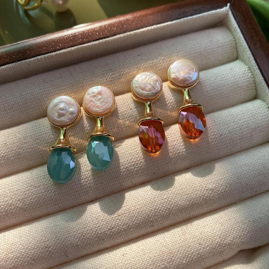Elegant French Retro Baroque Rhinestone Stud Earrings for Women