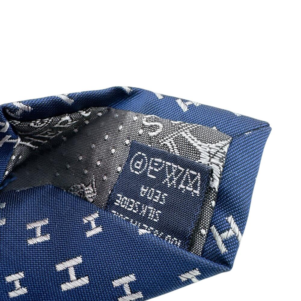 HERMES Business commute H All-over pattern silk tie Navy silk Used