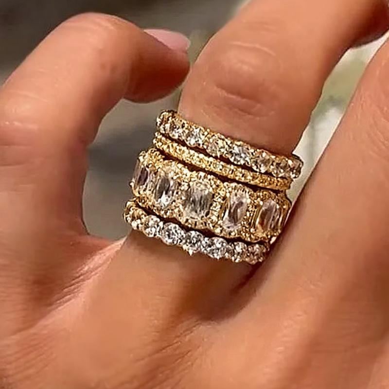 Huitan 4Pcs/Set Temperament Women Ring Full Shining CZ Luxury Party Wedding Lady Wearable Accessories Chic Jewelry for Versatile