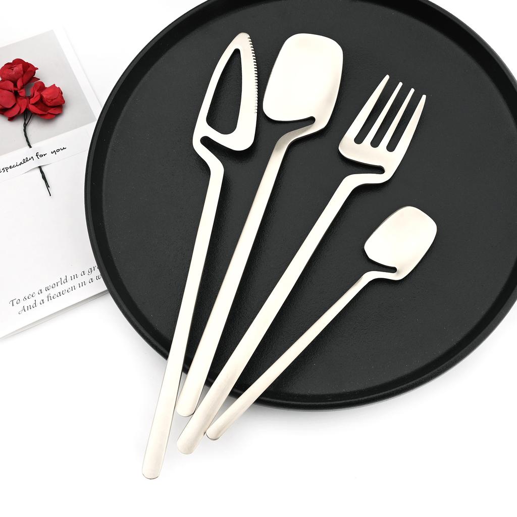 Newest Orange Silver 304 Stainless Steel Dinnerware High Quality 24Pcs Cutlery Set Matte Blue Flatware Knife Fork Spoon Hanging Tableware Set
