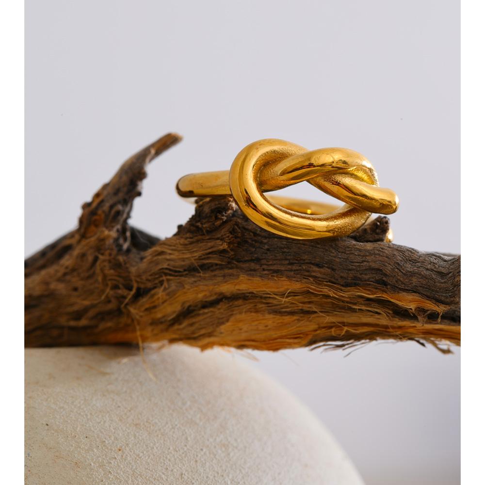 Eetit Size 7 Stainless Steel Cast Open Ring for Women 2025 Knotted Temperament Fashion Finger Jewelry PVD Plated