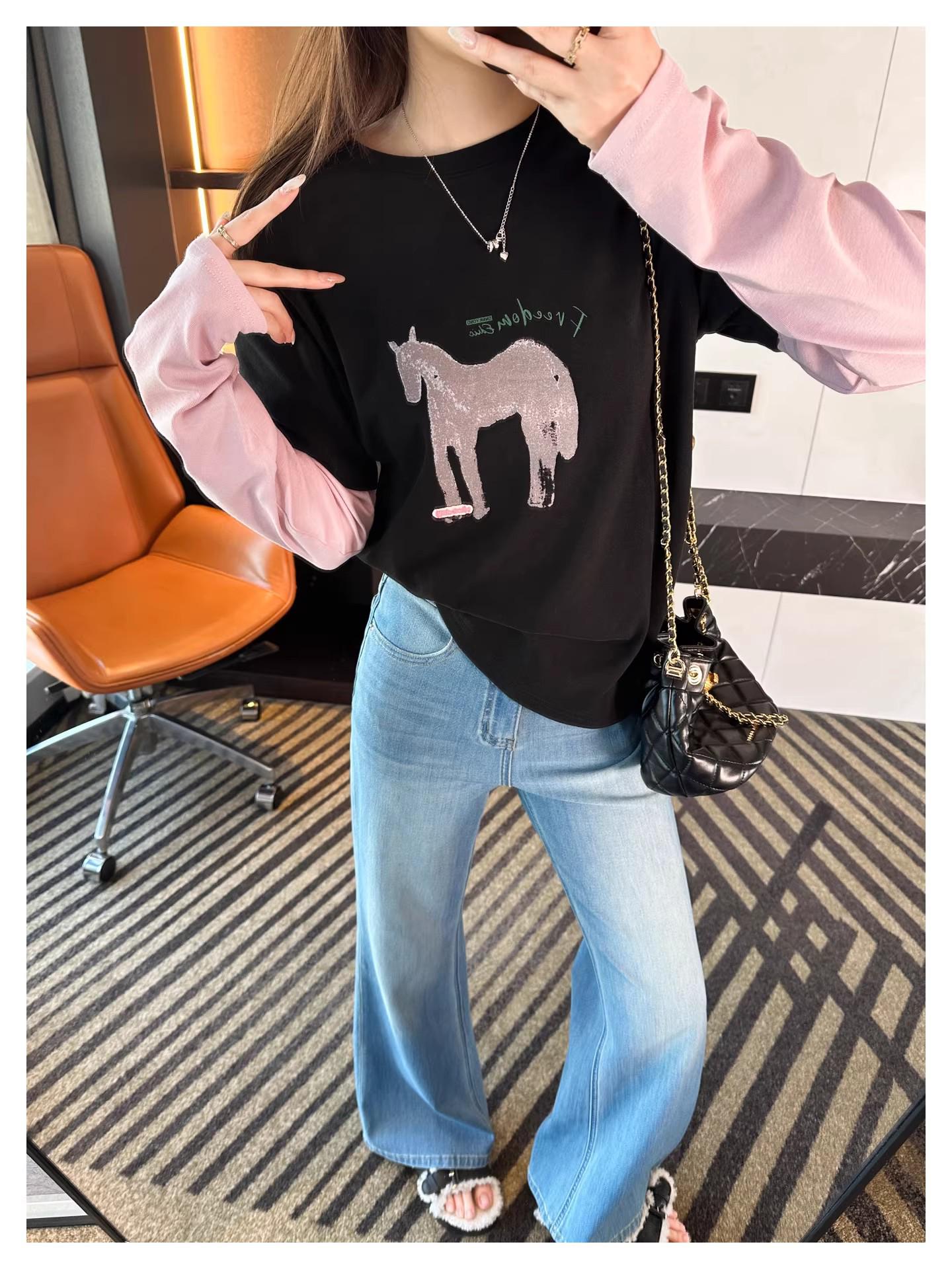 

Dreamy Pink Horse Base Layer Shirt for Women - Spring Two-Piece Brushed T-Shirt L чёрный