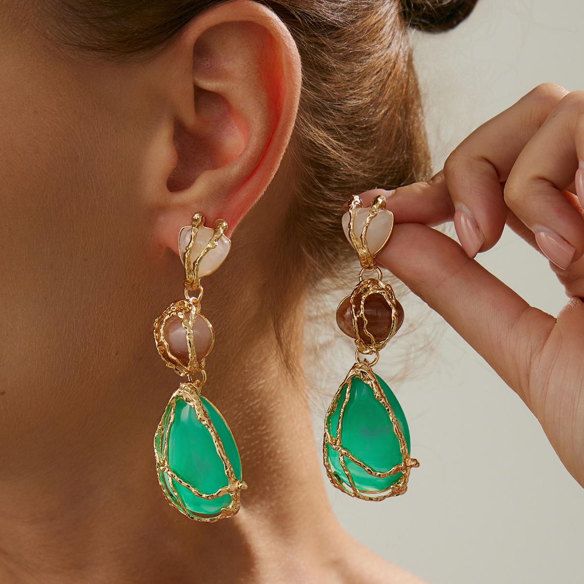 Exquisite Luxury Irregular Metal Wound Green Imitation Gemstone Water Drop Resin Pendant Dangle Earrings for Women Charm Jewelry
