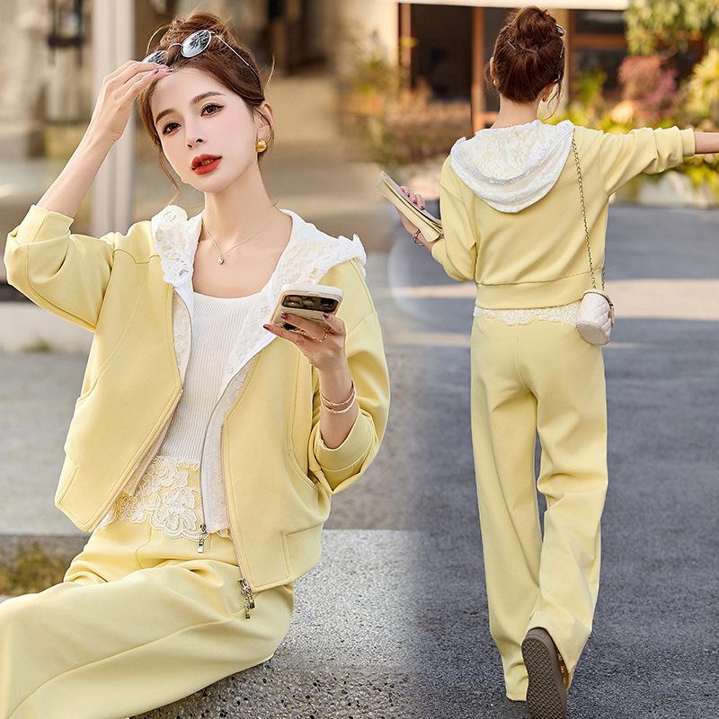 

Мода Весна 2025: Комплект маленькой ароматной куртки с кружевной лоскутной отделкой и длинных брюк M 52-58 kg жёлтый