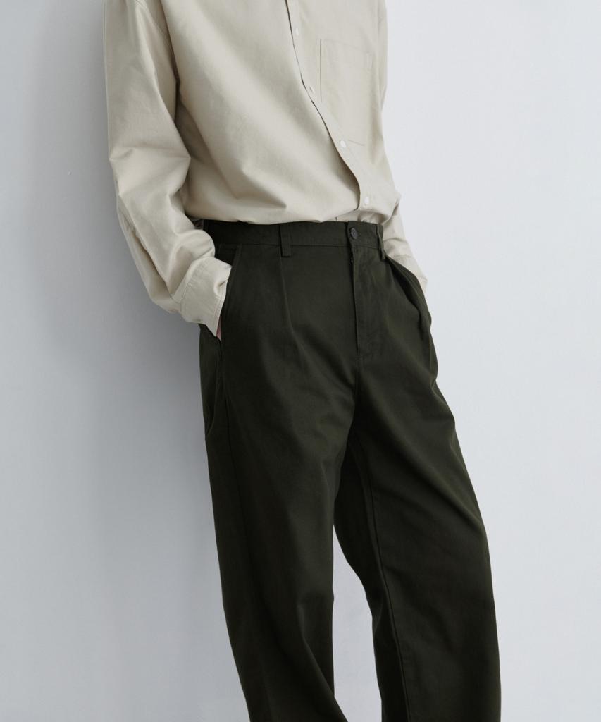 MUSINSA STANDARD Reverse One-Tuck Regular Fit Chino Pants [Khaki]