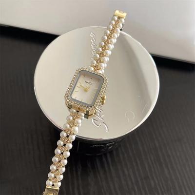 Square Women Watch Movement Retro Fashion Small Dial Ladies Vintage Shell Pearls Chain Quartz Wristwatch Female Relogio Feminino