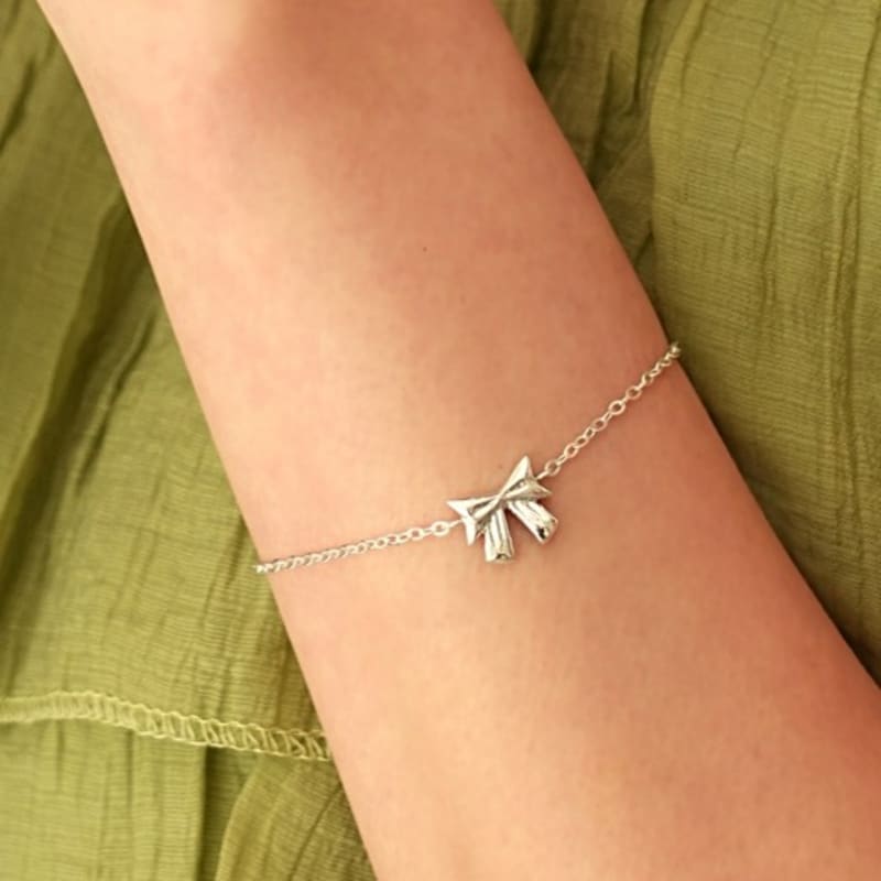 

BELLOOGGI Ribbon bracelet free