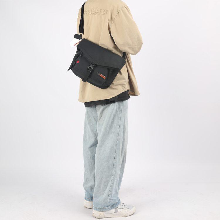 Li Ning CF Tracing Adjustable Strap Fabric Shoulder Bag, Crossbody Bag Unisex Black ABDS625-4