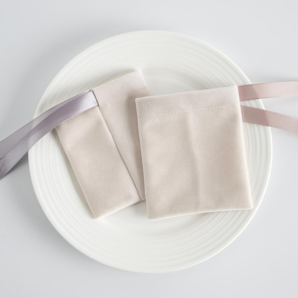 5pcs/Lot Bulk Beige Velvet Pouches Ribbon Jewelry Packing Display Storage For Wedding Candy Gift Travel Drawstring Dust Bags
