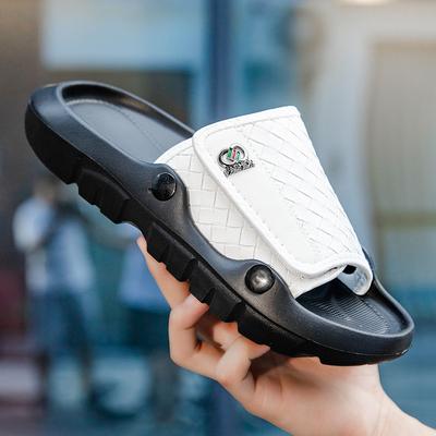 Neue Sandalen Sommer Outdoor Klettverschluss Leichtgewicht Großformat Strandschuhe Hausschuhe Freizeitschuhe eins