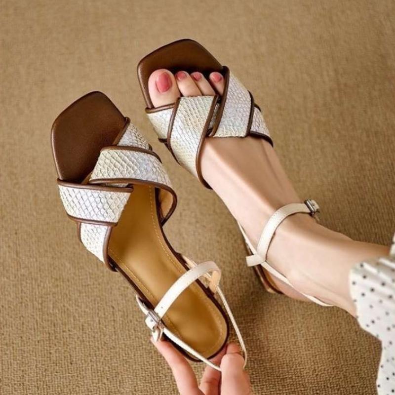 Fashion Retro Blue Snake Texture Leather Low Heel Sandals Women Fashion Square Toe Ankle Buckle Designer Shoes Sexy Open Toe Beach Shoes