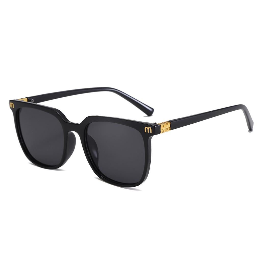 

Fashion Square Sunglasses Uv400 Polarized For Casual Travel And Party Wear BlackFrameGrayLens