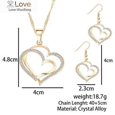Set di gioielli di moda europea e americana, accessori per la cena di nozze, orecchini a forma di cuore di pesca Double Love, collana