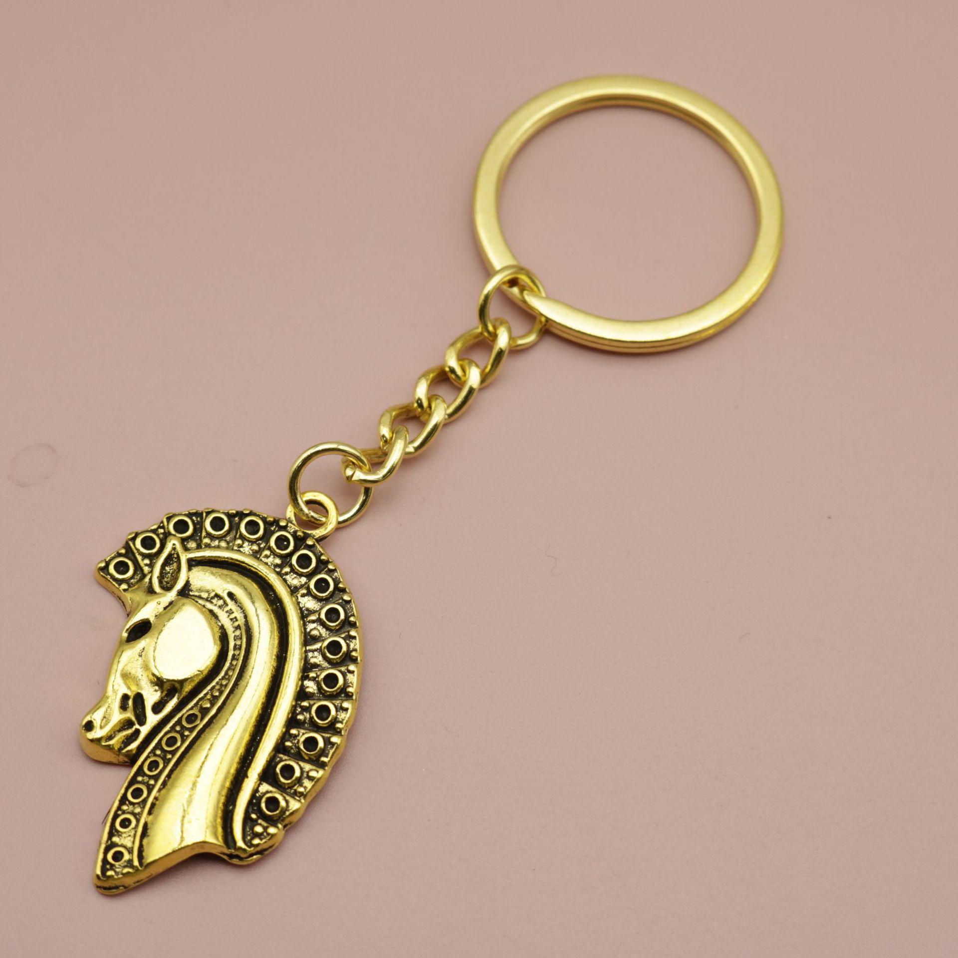 Simple Horse Head Keychain Pendant золотой