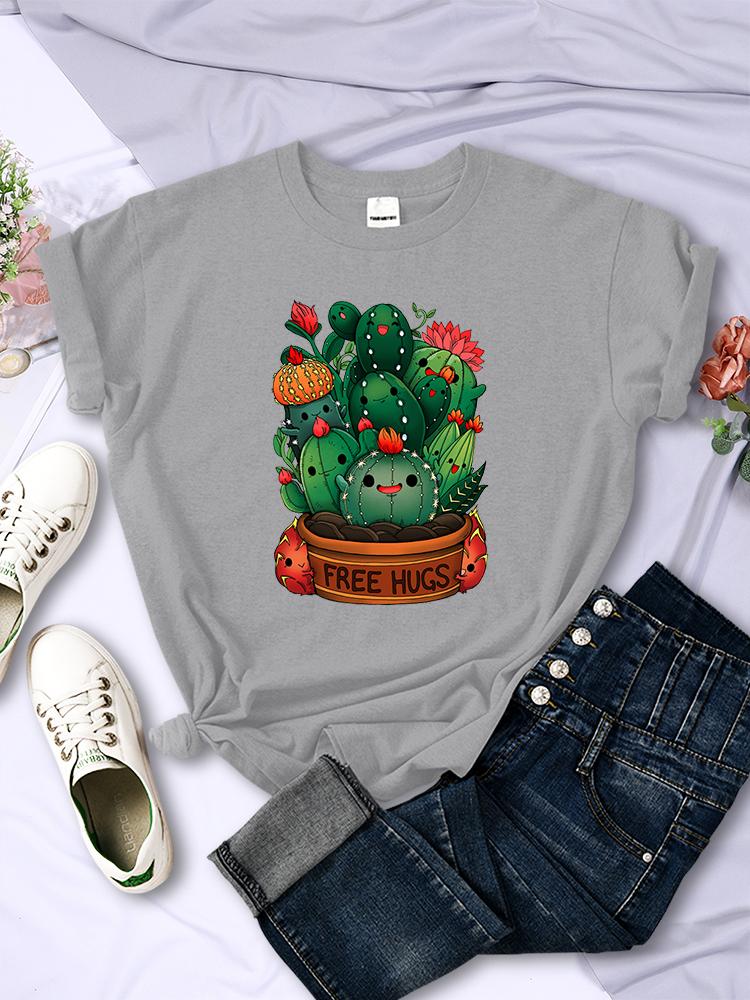 Cute Plant Cactus Free Hugs Print Women T-Shirt Personality Casual All-math Tee Clothing Street Hip Hop Tops Female Short Sleeve