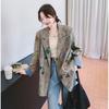 Fashionable and Loose Gray Jacket with Graffiti Print for Women  Autumn