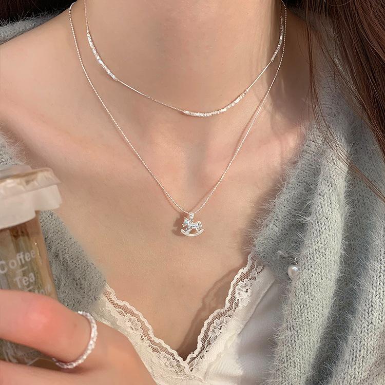 Elegant Crushed Ice Pony Necklace: Stylish & Versatile Clavicle Chain