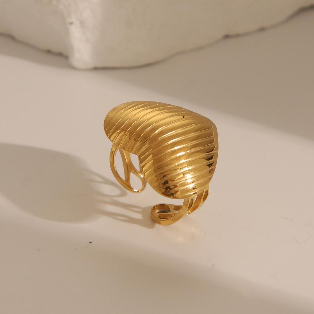 Bague pour femme minimaliste haut de gamme en acier inoxydable – Ne se décolore pas, polyvalente, design de niche