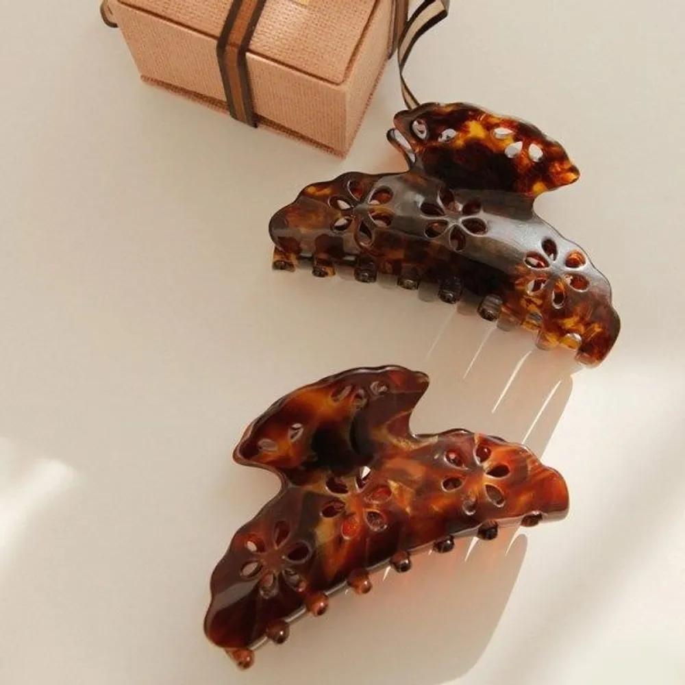 bydaisy Flower Cellulose Hair Clip Bh0795 brown