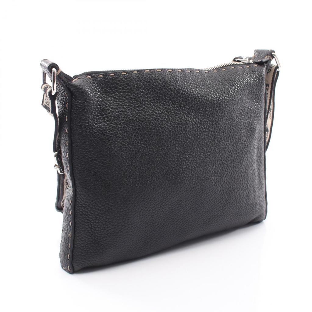 Used FENDI Selleria Shoulder Bag Leather Black Used Women