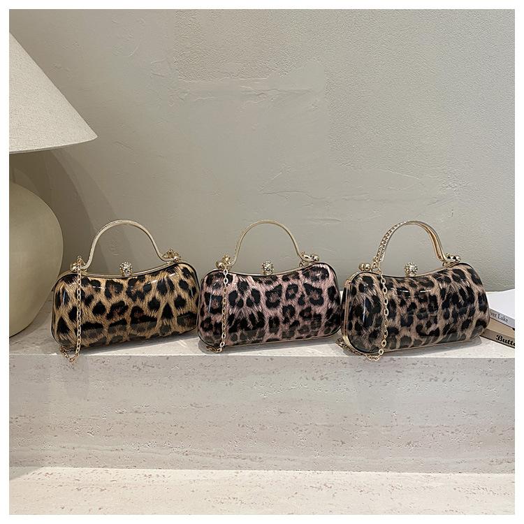 Fashi Leopard Design Clip Shoulder Bags for Women Vintage Ladies Crossbody Bag Evening Clutch Versatile Female Handbag Purse