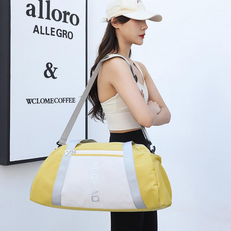Fashionable Casual Wet and Dry Separation Sports Gym Bag Pressure Relief Shoulder Strap Large Capacity Hand Bag Can Be Set with a Trolley Bar