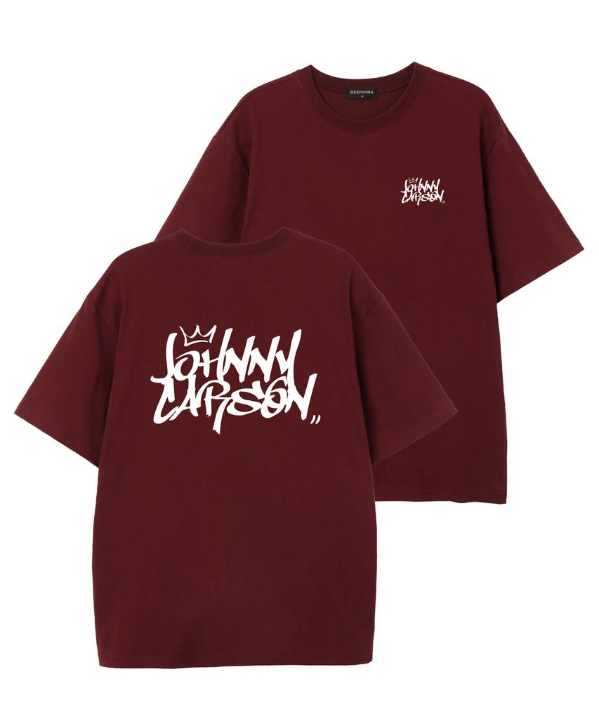 JOHNNY CARSON Classic Graffiti Logo Short Sleeve T-Shirt (Jcss102) Burgundy (Type A)