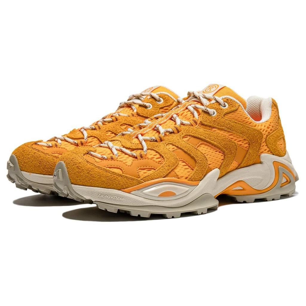 Li Ning Cat Paw CRC Shock Absorbing Wear Resistant Non Slip Low Top Casual Shoes Unisex Casual Shoes Yellow Millet AZGU031-3